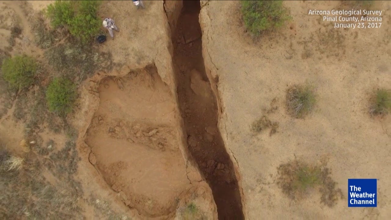 Long Crack Seen in Earth in Arizona Videos from The Weather Channel