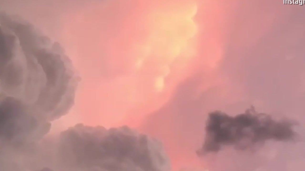 Hypnotic Clouds Fill the Sky Over Justin, TX Videos from The Weather