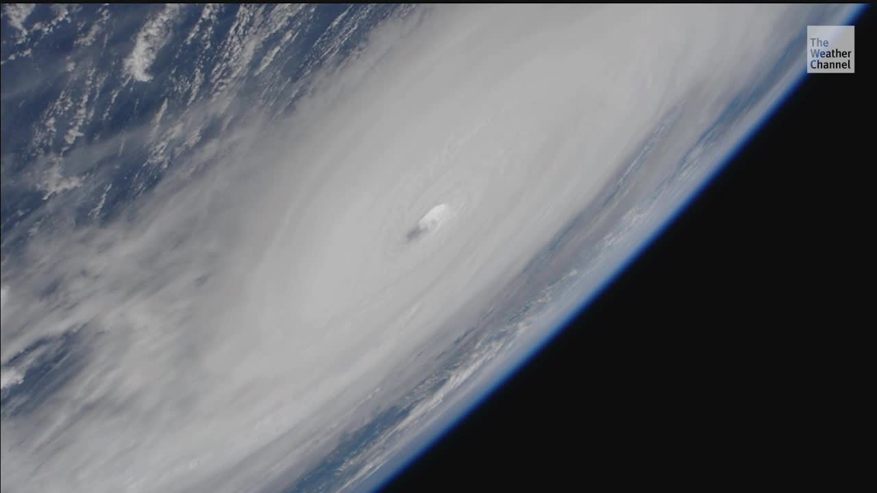 What's It Like to See a Hurricane From Space? Ask Chris Hadfield What's It Like to See a Hurricane From Space? Ask Chris Hadfield