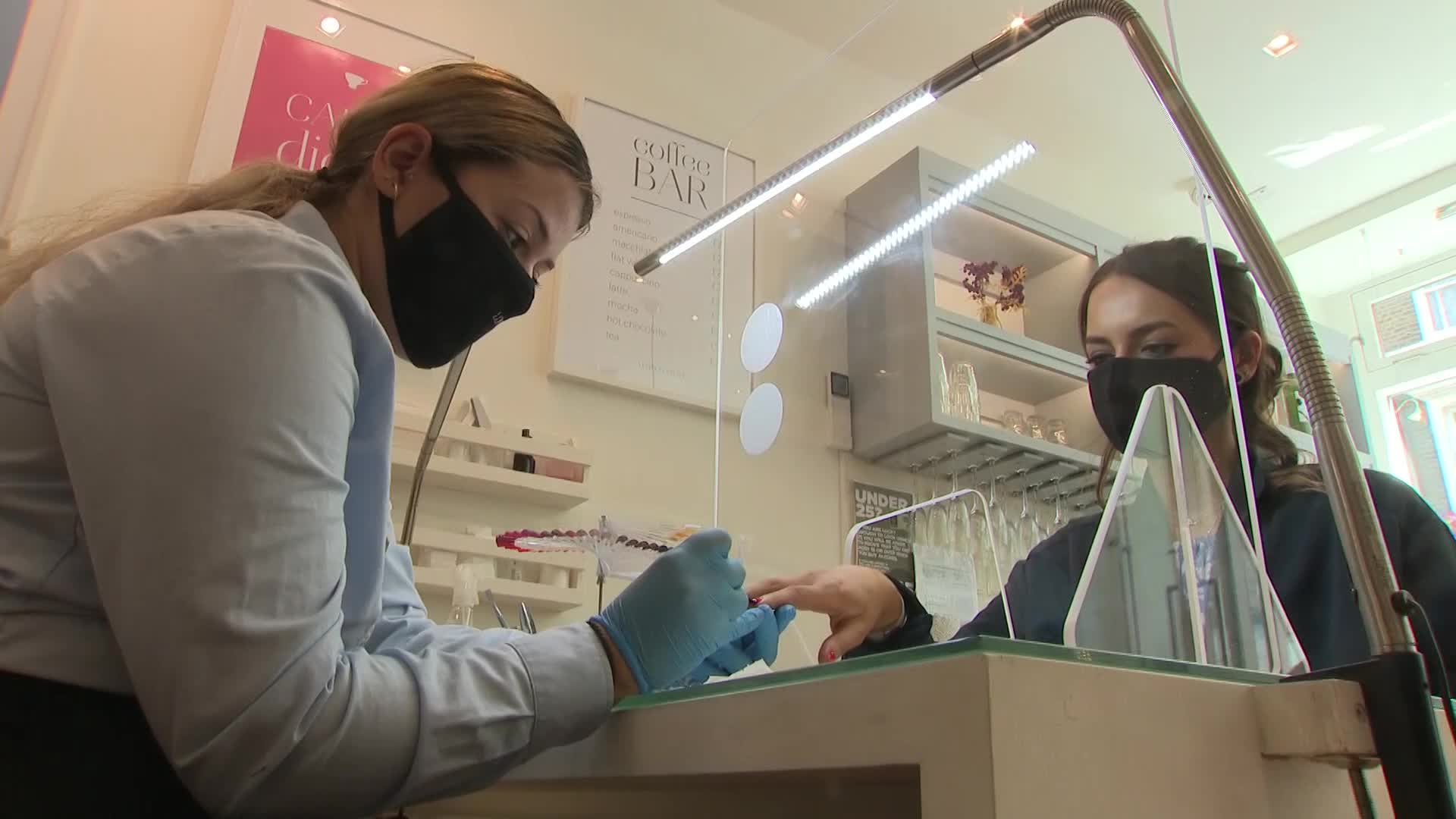 Georgia Governor Bans Mask Mandates as COVID-19 Infections Surge
