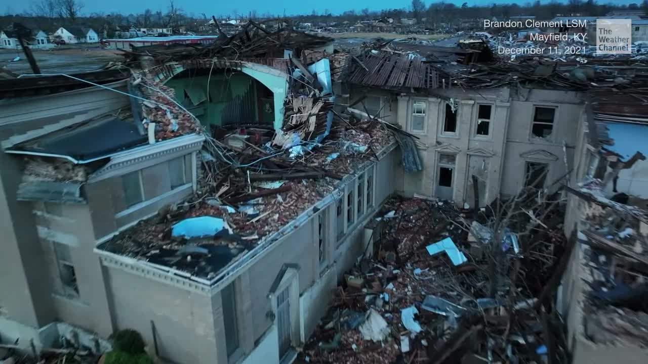 Daylight Reveals Horrific Tornado Damage in Mayfield, Kentucky Videos