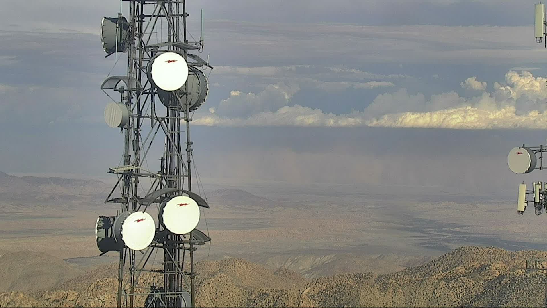 California Dust Storm Puts On A Show Videos from The Weather Channel