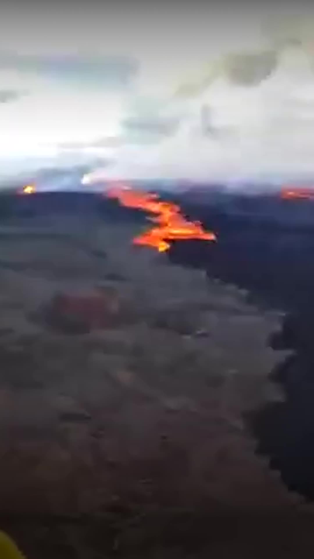 1128_MaunaEruptionDaylight_1_National_Impacts Videos from The Weather Channel