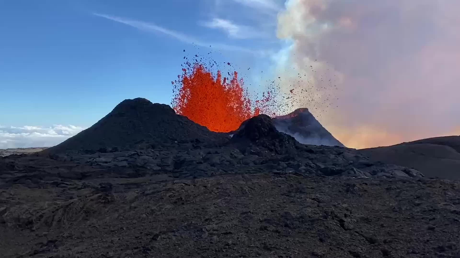 Spiritual Import, Mauna Loa Eruption Videos from The Weather Channel