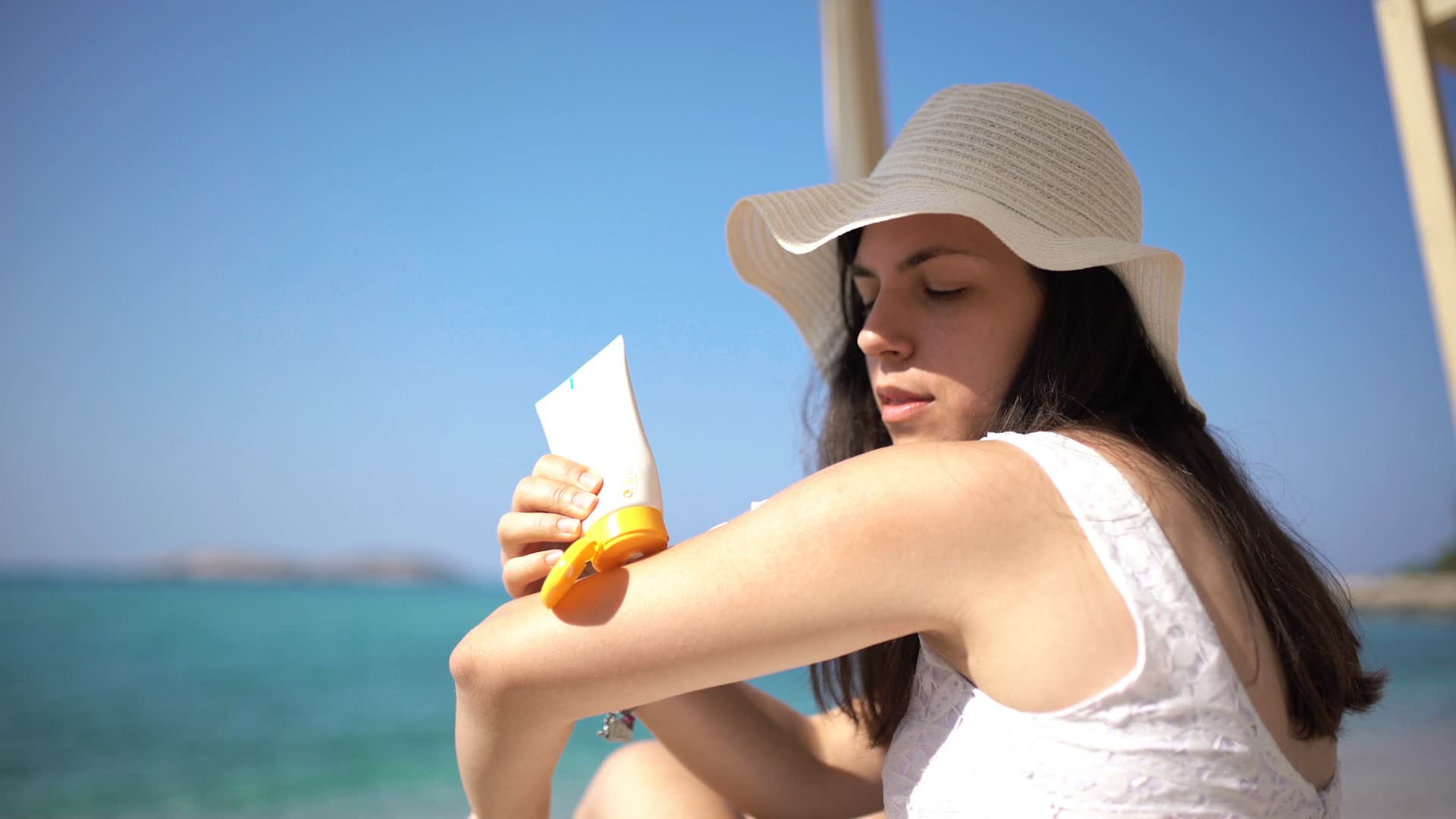 How To Use Sunscreen The Correct Way Videos from The Weather Channel