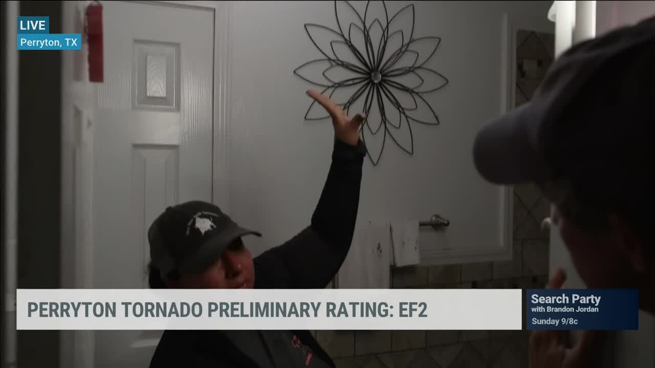 Family Rushes To Bathroom As Perryton Tornado Hit Their Home Videos from The Weather Channel