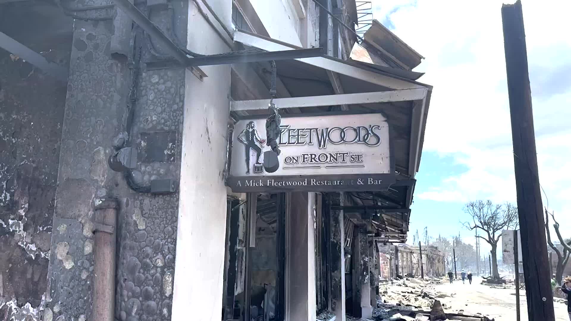 Mick Fleetwood’s Bar Burned Down Videos from The Weather Channel