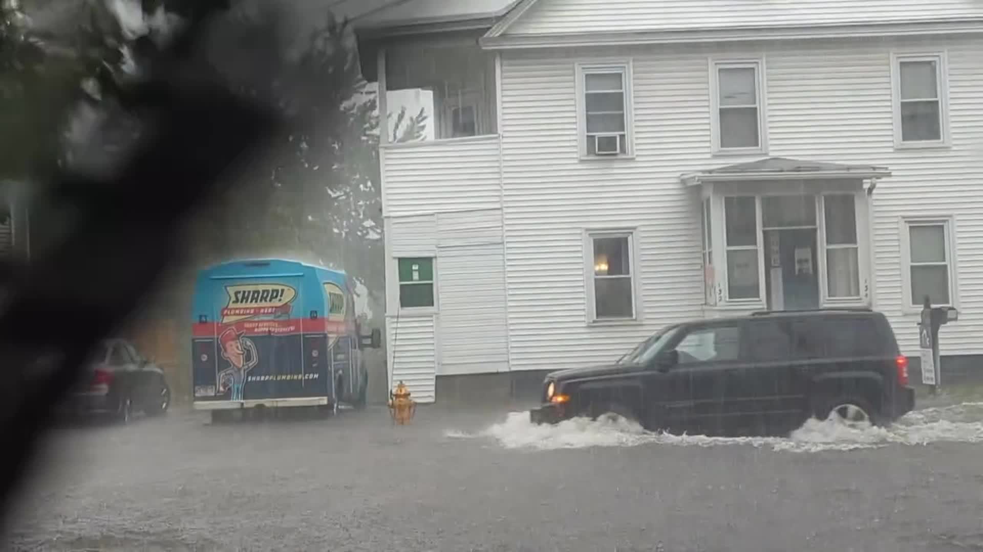 Emergencia por Inundaciones en New England Videos de The Weather Channel