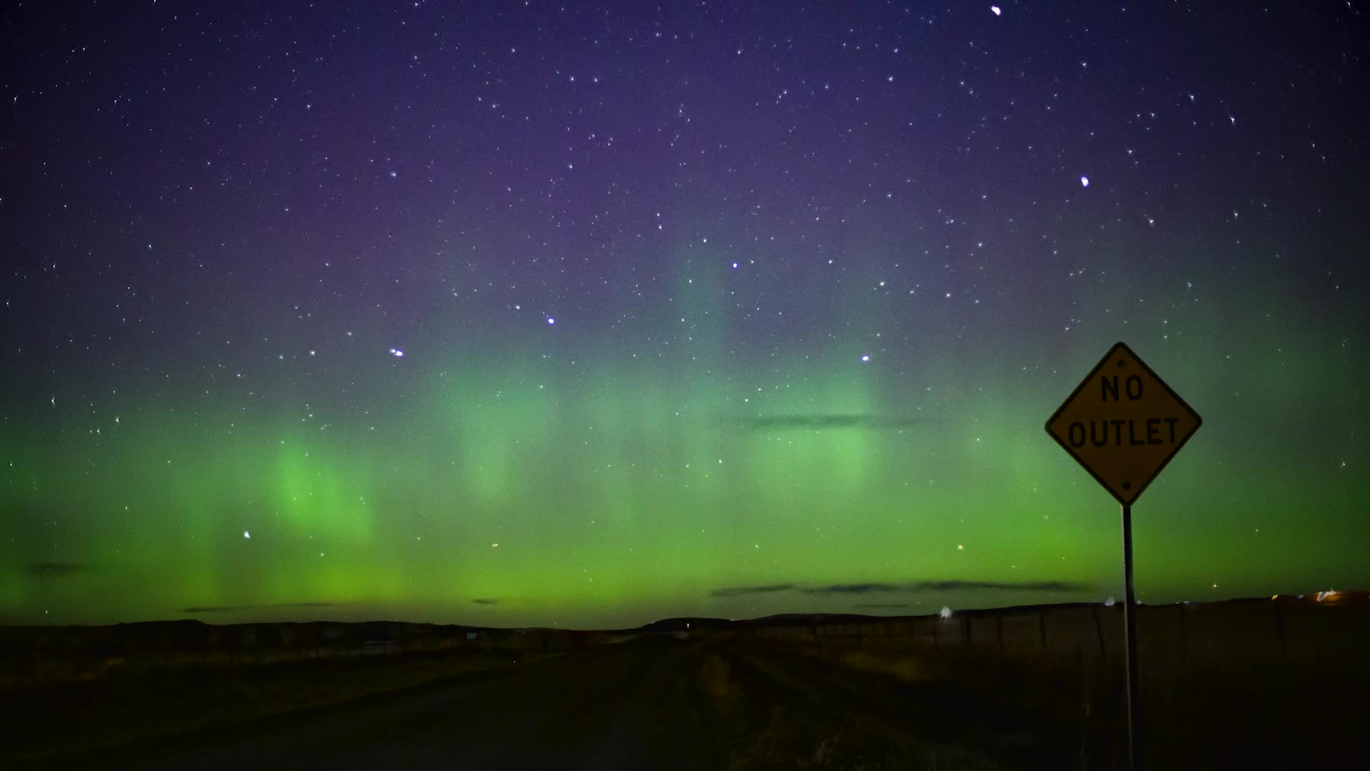 Behind The Aurora, Where Were They Seen? Videos from The Weather Channel