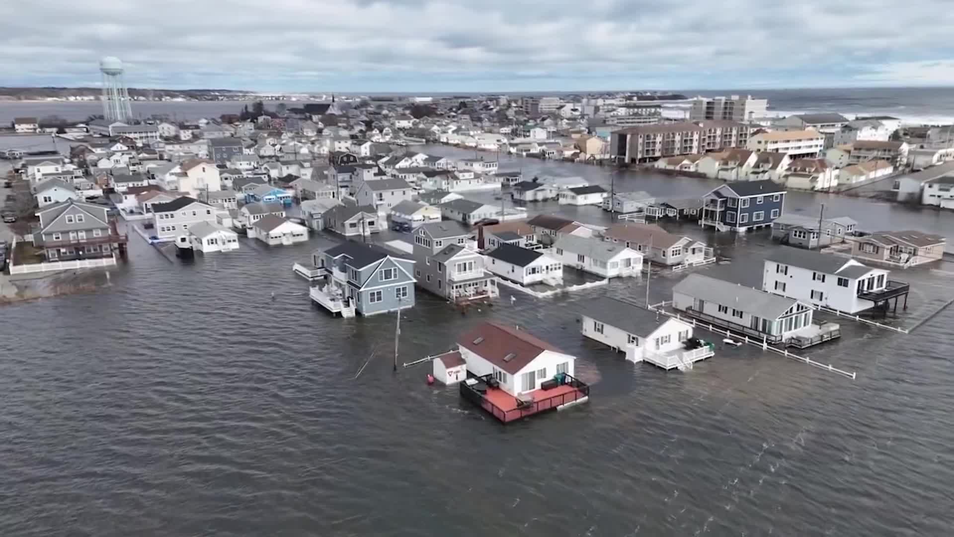 Dron Revela Graves Inundaciones Costeras Videos de The Weather Channel
