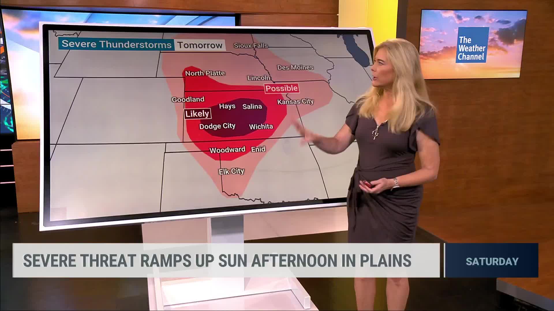 Tornadoes, Damaging Wind Possible - Videos from The Weather Channel