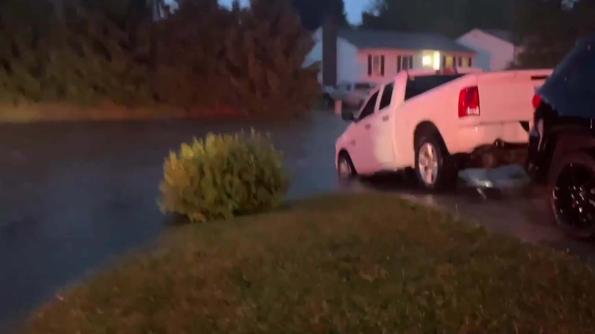 ‘This Is Crazy’ MD Flooding Traps Drivers Videos from The Weather