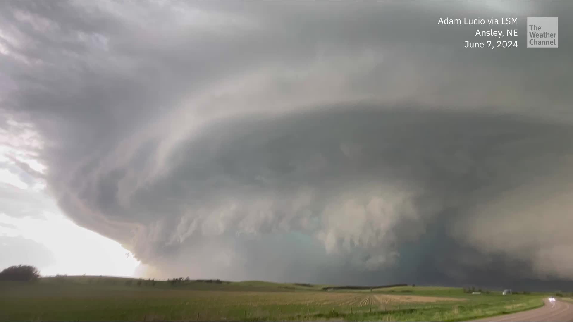 Massive Supercell Storm Caught On Camera - Videos from The Weather Channel