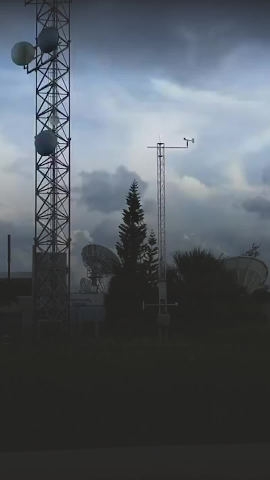 092524_CLOUD_DIFFERENT_DIRECTIONS_STORY_CARD_1 Videos from The Weather Channel