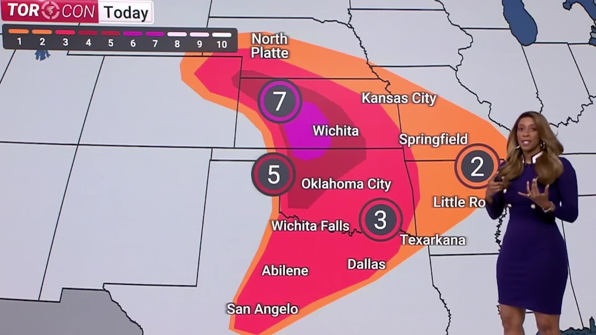 Large Hail, Tornadoes Possible Sunday - Videos from The Weather Channel