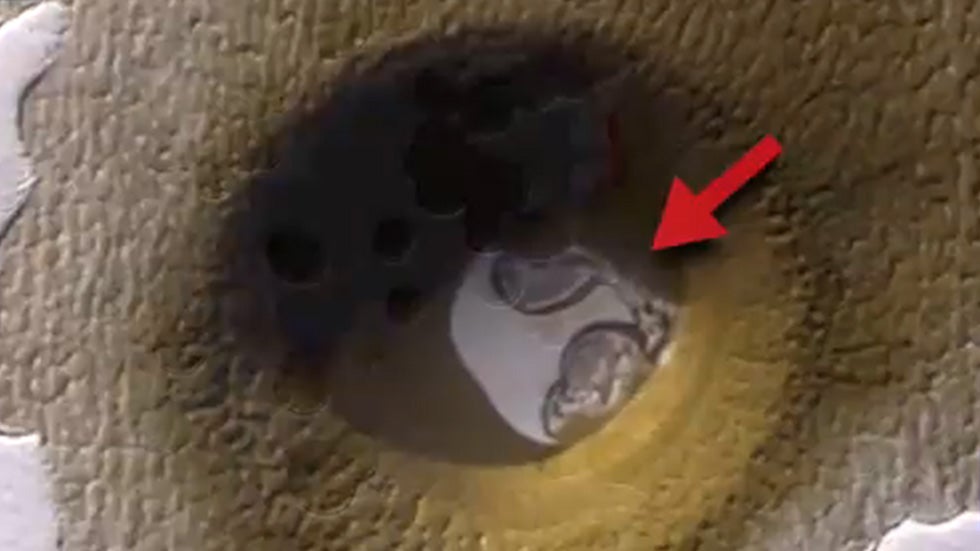 Unexplainable Pit Found on Mars