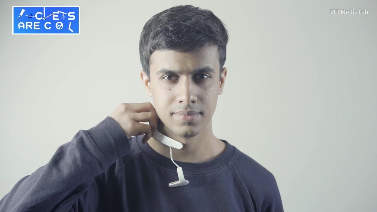 Control Apps Without Typing or Talking With New Wearable