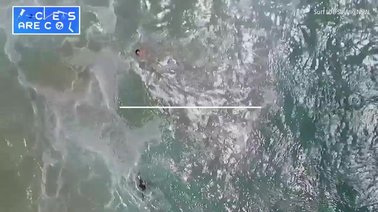 In Australia, the drone first saved drowning people In Australia, the drone first saved drowning people