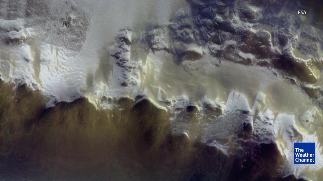 ESA&rsquo;s ExoMars Trace Gas Orbiter Sends Its First Images