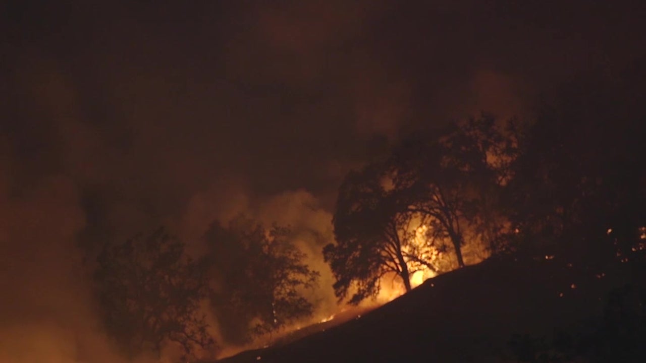Infernos Force Potter Valley Evacuation Videos from The Weather Channel