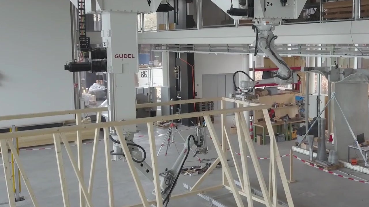 Robots Lend Hand in Timber Construction