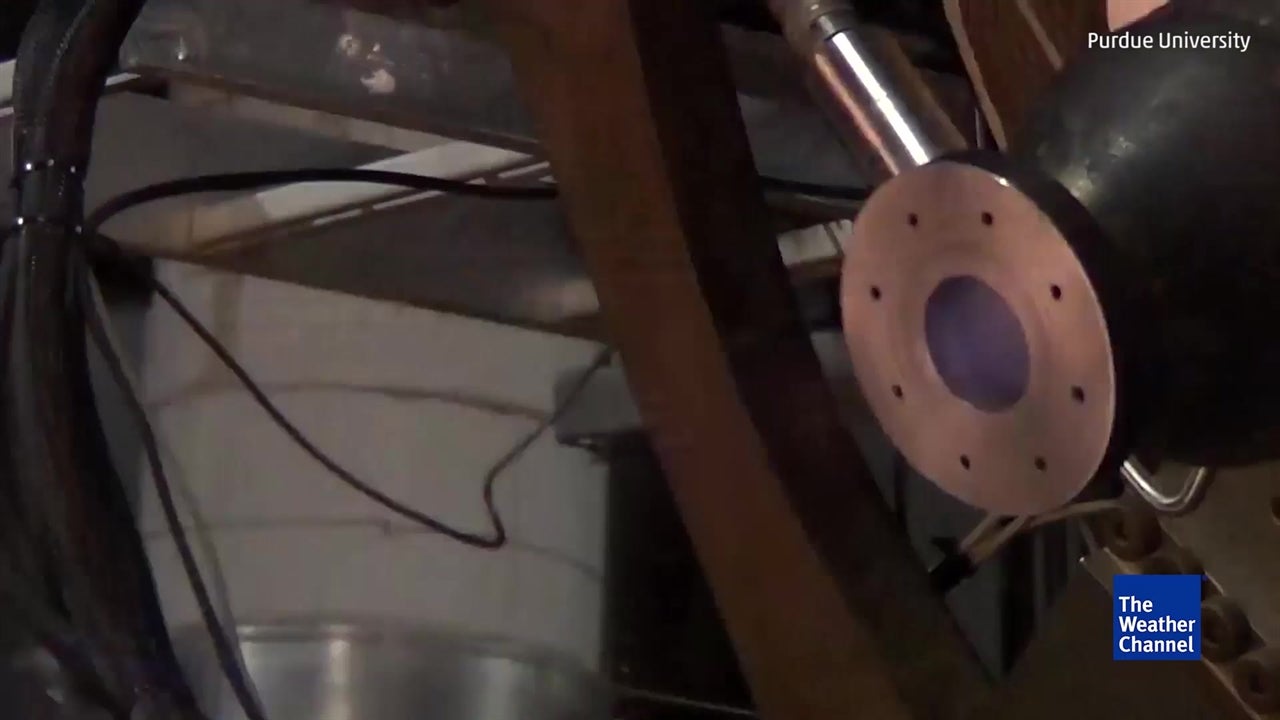 Students Build Liquid Methane Rocket