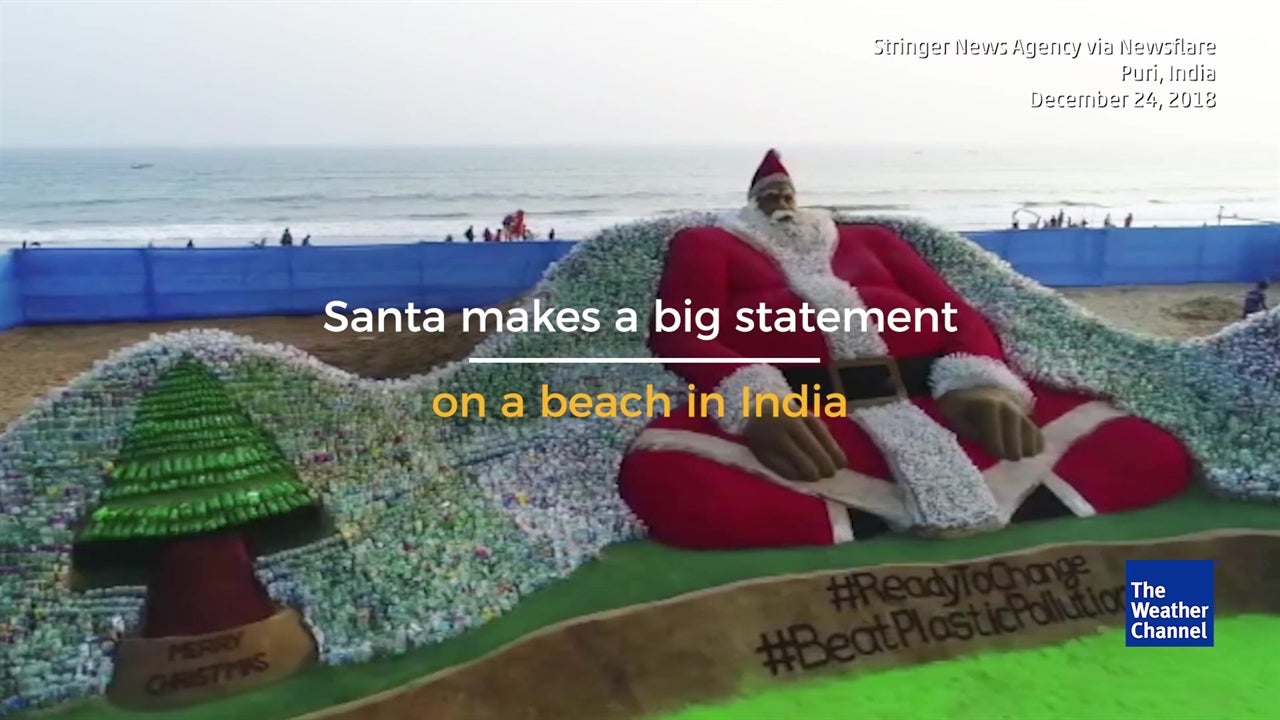 VIDEO Check out the 'world's largest' Santa Claus Videos from The