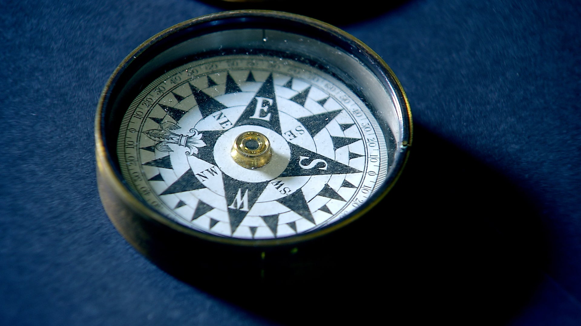 Scientists Don&rsquo;t Agree on Evidence of North-South Flipping