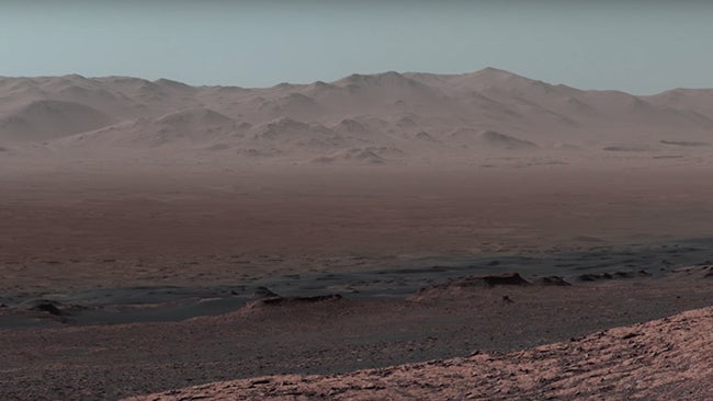 Curiosity Rover Takes Stunning Panorama Video of Mars